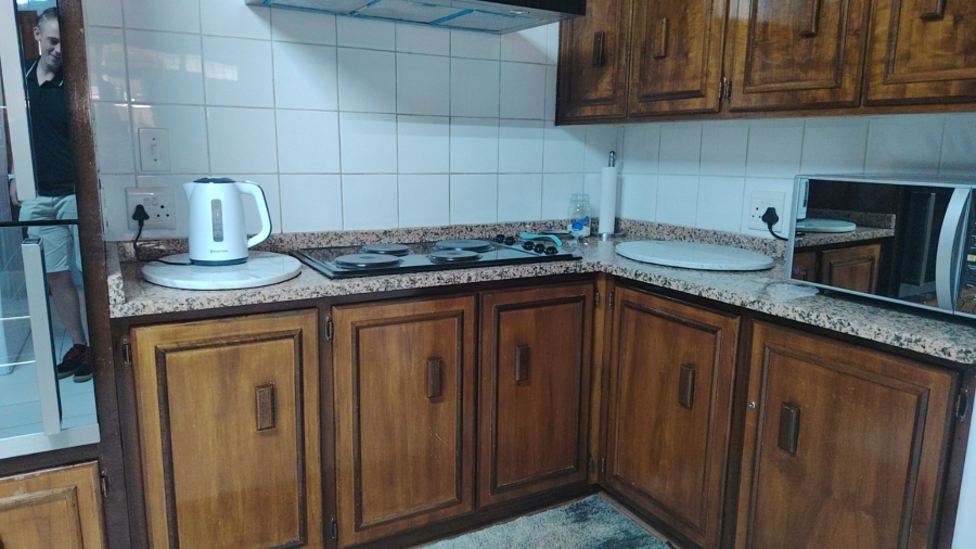 5 Bedroom Property for Sale in Flamwood North West